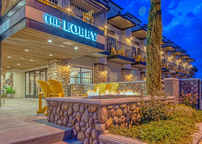 The Tavern Hotel Cottonwood