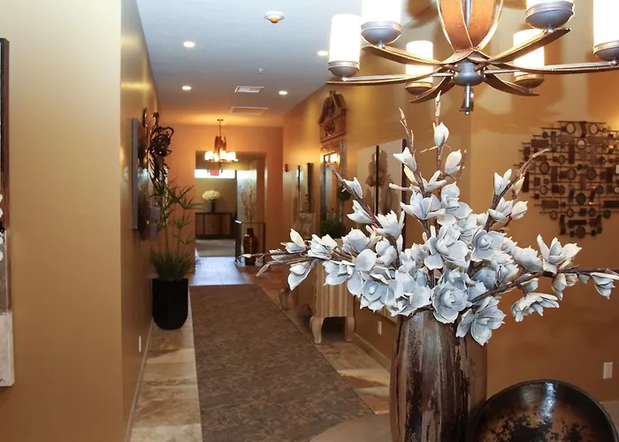 The Tavern Hotel Cottonwood